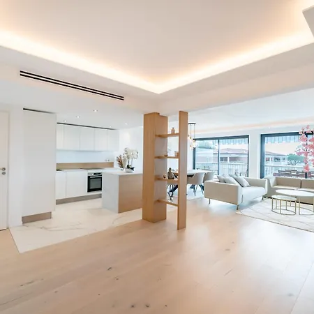 Appartement Cozystay 1700 -luxury 3-bedroom With Terrace & Sea View In Cannes
