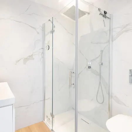 Cozystay 1700 -luxury 3-bedroom With Terrace & Sea View In Cannes