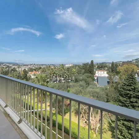 Appartement Cozystay 1700 -luxury 3-bedroom With Terrace & Sea View In *
